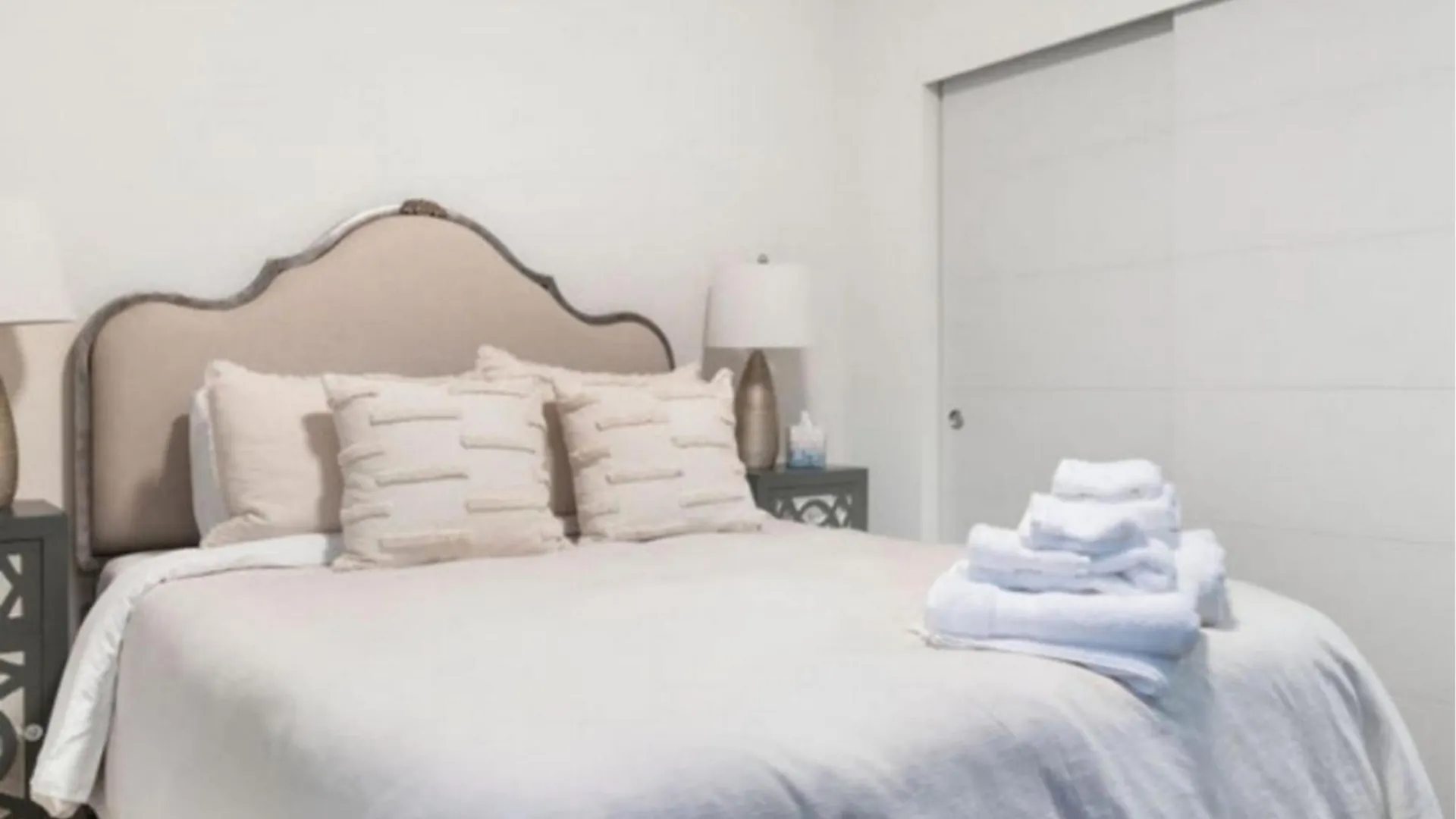 Private Room In Shared Home: The Canal 15A By Betterstay Seattle Holiday home